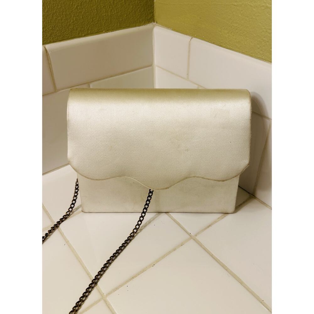 Vintage Dyeables Ivory Satin Purse With Metal Gold Chain Strap Handbag Or Clutch